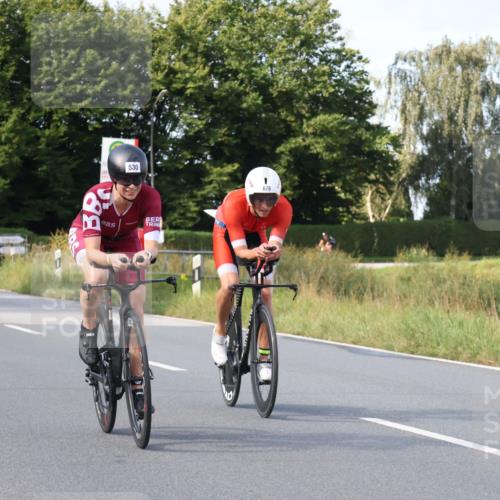 25.08.2024 - Elbe Triathlon Hamburg Fuchs,  Jonas http://msf.ph/oto/6869849 25.08.2024 10:26:01 Radfahren 524, 678, 530, 636 meine-sportfotos.de