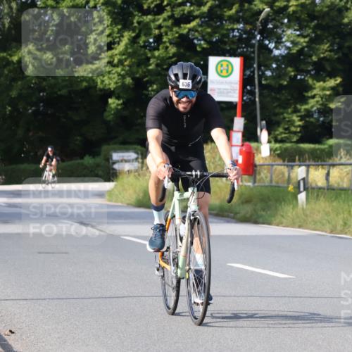 25.08.2024 - Elbe Triathlon Hamburg Fuchs,  Jonas http://msf.ph/oto/6869867 25.08.2024 10:26:05 Radfahren 678, 530, 636 meine-sportfotos.de