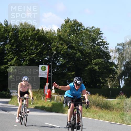 25.08.2024 - Elbe Triathlon Hamburg Fuchs,  Jonas http://msf.ph/oto/6869870 25.08.2024 11:08:41 Radfahren 1404, 1549, 1505, 1620 meine-sportfotos.de