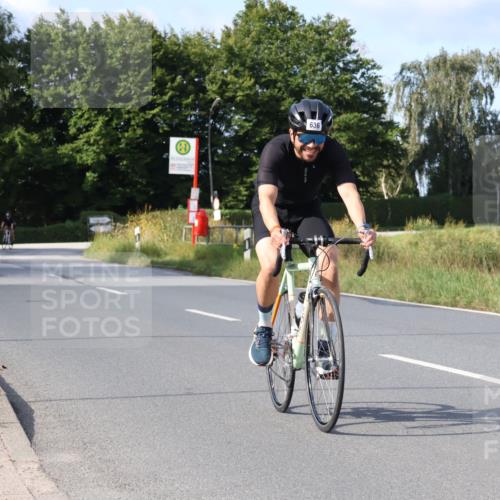 25.08.2024 - Elbe Triathlon Hamburg Fuchs,  Jonas http://msf.ph/oto/6869882 25.08.2024 10:26:05 Radfahren 678, 530, 636 meine-sportfotos.de