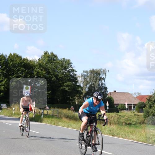 25.08.2024 - Elbe Triathlon Hamburg Fuchs,  Jonas http://msf.ph/oto/6869883 25.08.2024 11:08:42 Radfahren 1404, 1549, 1505, 1620 meine-sportfotos.de