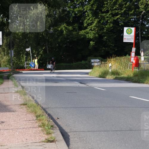 25.08.2024 - Elbe Triathlon Hamburg Fuchs,  Jonas http://msf.ph/oto/6869890 25.08.2024 10:26:05 Radfahren 678, 530, 636 meine-sportfotos.de