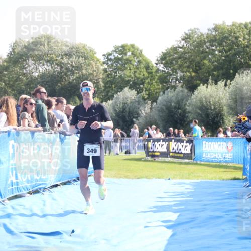 25.08.2024 - Elbe Triathlon Hamburg H.Heesch http://msf.ph/oto/6869891 25.08.2024 11:08:19 Ziel 349 meine-sportfotos.de