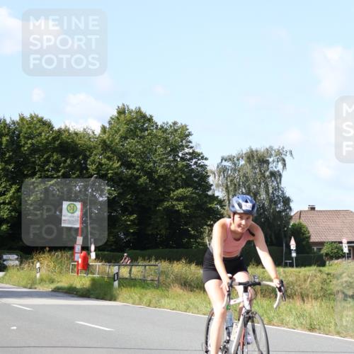 25.08.2024 - Elbe Triathlon Hamburg Fuchs,  Jonas http://msf.ph/oto/6869896 25.08.2024 11:08:42 Radfahren 1404, 1549, 1505, 1620 meine-sportfotos.de