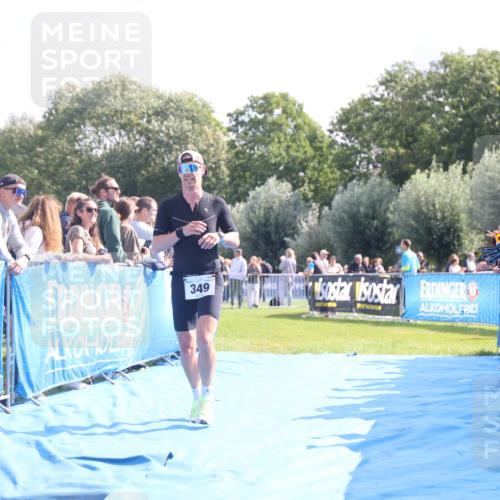 25.08.2024 - Elbe Triathlon Hamburg H.Heesch http://msf.ph/oto/6869900 25.08.2024 11:08:19 Ziel 349 meine-sportfotos.de