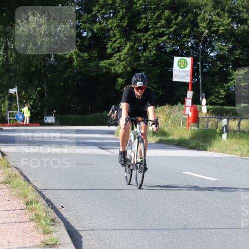 25.08.2024 - Elbe Triathlon Hamburg Fuchs,  Jonas http://msf.ph/oto/6869906 25.08.2024 10:26:12 Radfahren 489 meine-sportfotos.de