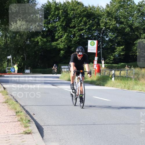 25.08.2024 - Elbe Triathlon Hamburg Fuchs,  Jonas http://msf.ph/oto/6869910 25.08.2024 10:26:12 Radfahren 489 meine-sportfotos.de