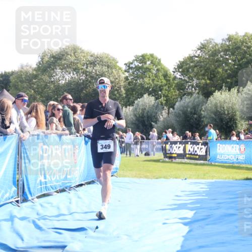 25.08.2024 - Elbe Triathlon Hamburg H.Heesch http://msf.ph/oto/6869911 25.08.2024 11:08:19 Ziel 349 meine-sportfotos.de