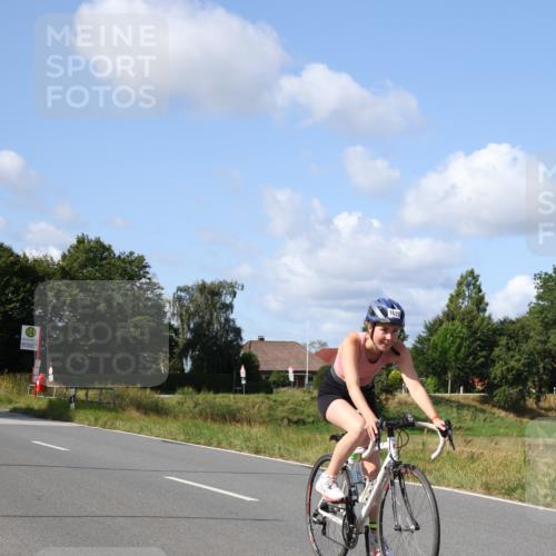 25.08.2024 - Elbe Triathlon Hamburg Fuchs,  Jonas http://msf.ph/oto/6869912 25.08.2024 11:08:43 Radfahren 1404, 1549, 1505, 1620 meine-sportfotos.de