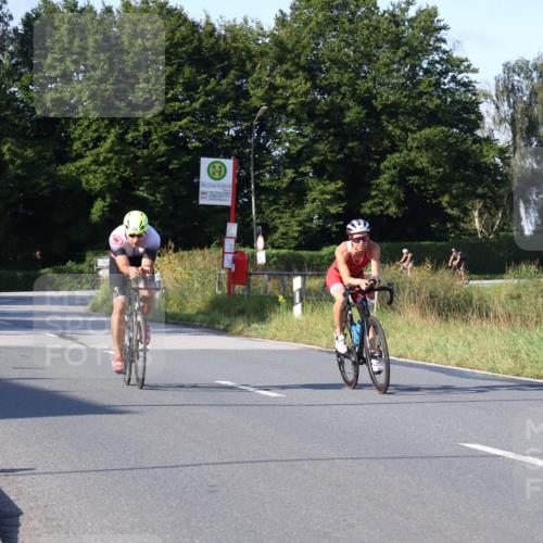 25.08.2024 - Elbe Triathlon Hamburg Fuchs,  Jonas http://msf.ph/oto/6869913 25.08.2024 09:33:31 Radfahren 108, 364, 486, 353, 323 meine-sportfotos.de