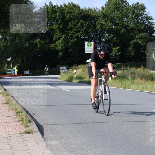 25.08.2024 - Elbe Triathlon Hamburg Fuchs,  Jonas http://msf.ph/oto/6869921 25.08.2024 10:26:13 Radfahren 489 meine-sportfotos.de