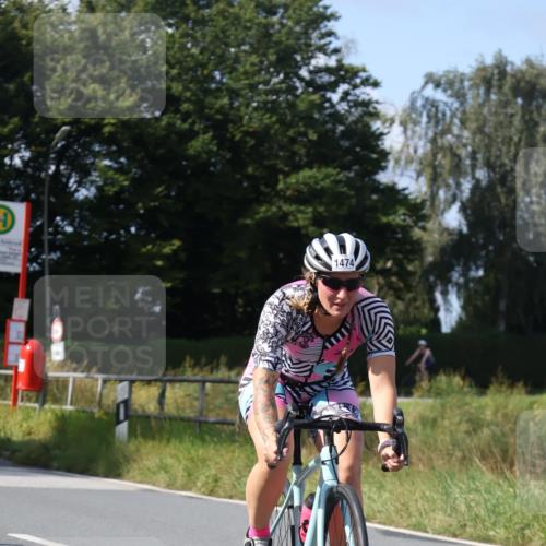 25.08.2024 - Elbe Triathlon Hamburg Fuchs,  Jonas http://msf.ph/oto/6869923 25.08.2024 11:08:52 Radfahren 1474, 1558, 1492 meine-sportfotos.de