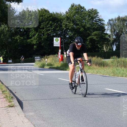 25.08.2024 - Elbe Triathlon Hamburg Fuchs,  Jonas http://msf.ph/oto/6869934 25.08.2024 10:26:13 Radfahren 489 meine-sportfotos.de