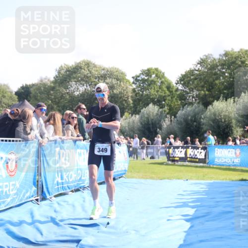 25.08.2024 - Elbe Triathlon Hamburg H.Heesch http://msf.ph/oto/6869938 25.08.2024 11:08:19 Ziel 349 meine-sportfotos.de