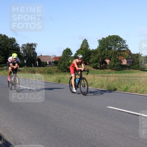 25.08.2024 - Elbe Triathlon Hamburg Fuchs,  Jonas http://msf.ph/oto/6869952 25.08.2024 09:33:32 Radfahren 108, 364, 486, 353, 323, 181 meine-sportfotos.de