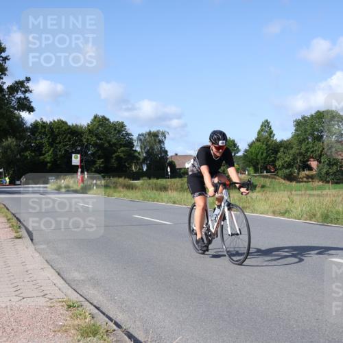 25.08.2024 - Elbe Triathlon Hamburg Fuchs,  Jonas http://msf.ph/oto/6869957 25.08.2024 10:26:14 Radfahren 489 meine-sportfotos.de