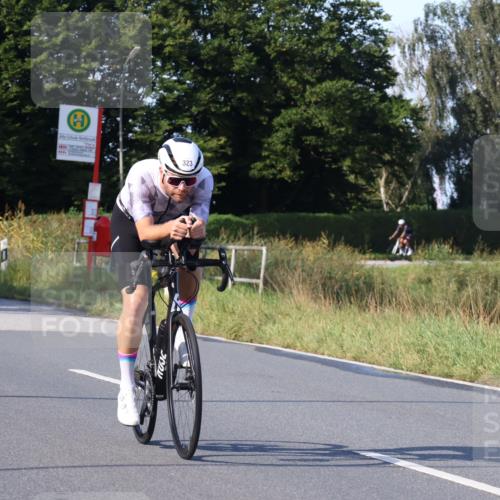 25.08.2024 - Elbe Triathlon Hamburg Fuchs,  Jonas http://msf.ph/oto/6869969 25.08.2024 09:33:34 Radfahren 486, 353, 323, 181 meine-sportfotos.de