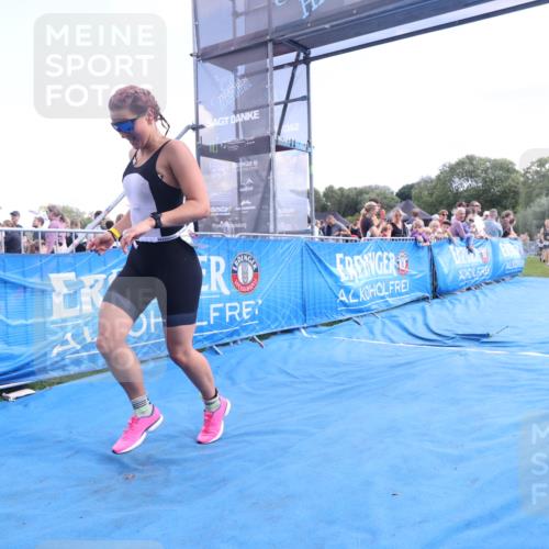 25.08.2024 - Elbe Triathlon Hamburg H.Heesch http://msf.ph/oto/6869994 25.08.2024 11:35:14 Ziel 352, 463, 686, 713 meine-sportfotos.de