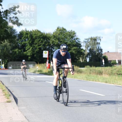 25.08.2024 - Elbe Triathlon Hamburg Fuchs,  Jonas http://msf.ph/oto/6869997 25.08.2024 10:26:23 Radfahren 307, 541 meine-sportfotos.de