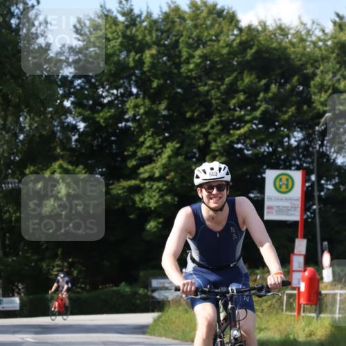 25.08.2024 - Elbe Triathlon Hamburg Fuchs,  Jonas http://msf.ph/oto/6869999 25.08.2024 11:09:07 Radfahren 603, 1502 meine-sportfotos.de