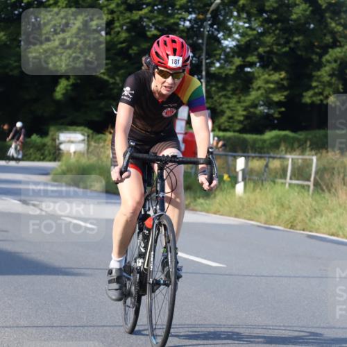 25.08.2024 - Elbe Triathlon Hamburg Fuchs,  Jonas http://msf.ph/oto/6870010 25.08.2024 09:33:37 Radfahren 486, 353, 323, 181, 316, 326, 156 meine-sportfotos.de