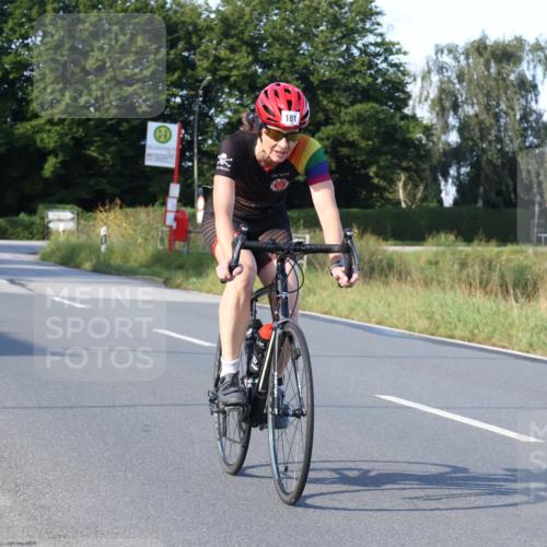 25.08.2024 - Elbe Triathlon Hamburg Fuchs,  Jonas http://msf.ph/oto/6870019 25.08.2024 09:33:38 Radfahren 486, 353, 323, 181, 316, 326, 156, 126 meine-sportfotos.de