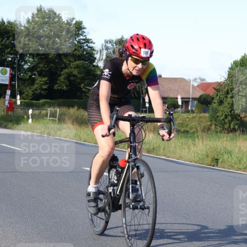 25.08.2024 - Elbe Triathlon Hamburg Fuchs,  Jonas http://msf.ph/oto/6870029 25.08.2024 09:33:38 Radfahren 486, 353, 323, 181, 316, 326, 156, 126 meine-sportfotos.de