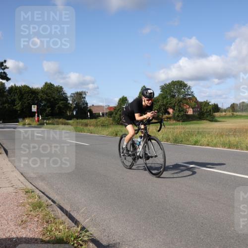 25.08.2024 - Elbe Triathlon Hamburg Fuchs,  Jonas http://msf.ph/oto/6870037 25.08.2024 10:26:25 Radfahren 307, 541 meine-sportfotos.de