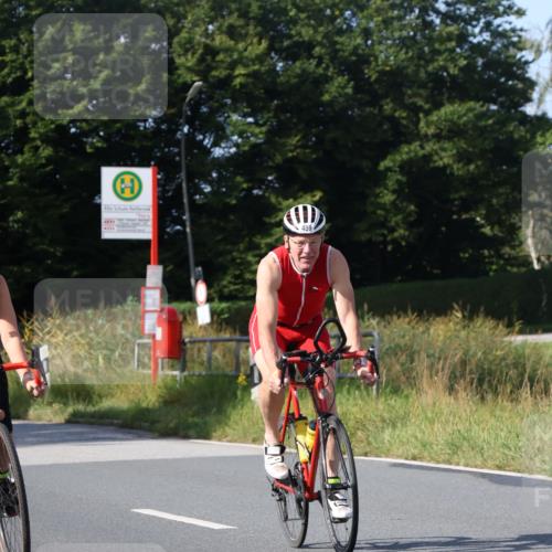 25.08.2024 - Elbe Triathlon Hamburg Fuchs,  Jonas http://msf.ph/oto/6870054 25.08.2024 10:26:56 Radfahren 459, 501, 478 meine-sportfotos.de