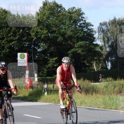 25.08.2024 - Elbe Triathlon Hamburg Fuchs,  Jonas http://msf.ph/oto/6870058 25.08.2024 10:26:57 Radfahren 459, 501, 478 meine-sportfotos.de