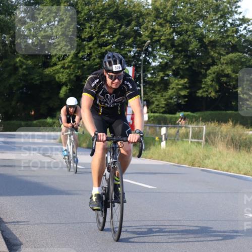25.08.2024 - Elbe Triathlon Hamburg Fuchs,  Jonas http://msf.ph/oto/6870076 25.08.2024 09:33:42 Radfahren 181, 316, 326, 156, 126, 228, 352 meine-sportfotos.de