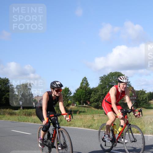 25.08.2024 - Elbe Triathlon Hamburg Fuchs,  Jonas http://msf.ph/oto/6870091 25.08.2024 10:26:58 Radfahren 459, 501, 478 meine-sportfotos.de