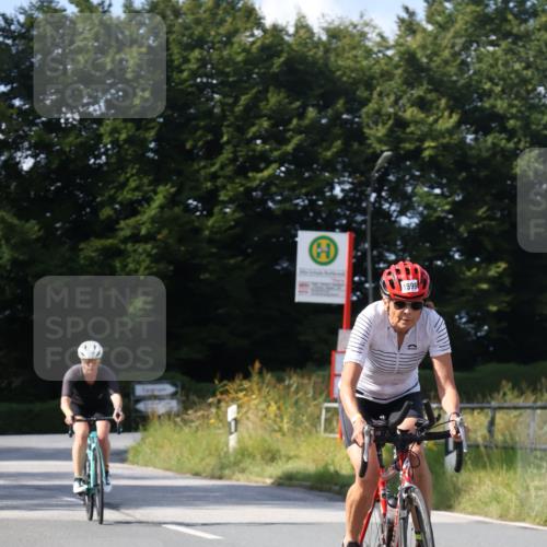25.08.2024 - Elbe Triathlon Hamburg Fuchs,  Jonas http://msf.ph/oto/6870108 25.08.2024 11:09:17 Radfahren 1502, 1651, 1548, 1599, 1518, 1586 meine-sportfotos.de