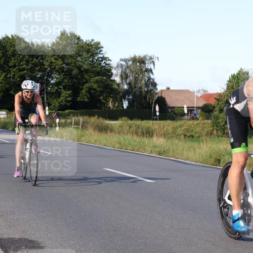 25.08.2024 - Elbe Triathlon Hamburg Fuchs,  Jonas http://msf.ph/oto/6870118 25.08.2024 09:33:44 Radfahren 181, 316, 326, 156, 126, 228, 352 meine-sportfotos.de