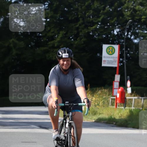 25.08.2024 - Elbe Triathlon Hamburg Fuchs,  Jonas http://msf.ph/oto/6870126 25.08.2024 11:09:20 Radfahren 1651, 1548, 1599, 1518, 1586 meine-sportfotos.de