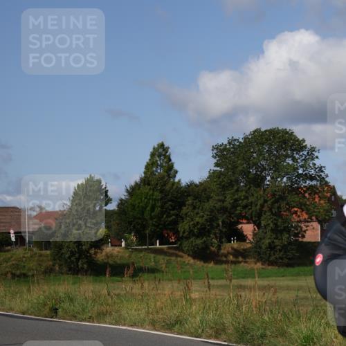 25.08.2024 - Elbe Triathlon Hamburg Fuchs,  Jonas http://msf.ph/oto/6870131 25.08.2024 10:27:01 Radfahren 459, 501, 478 meine-sportfotos.de
