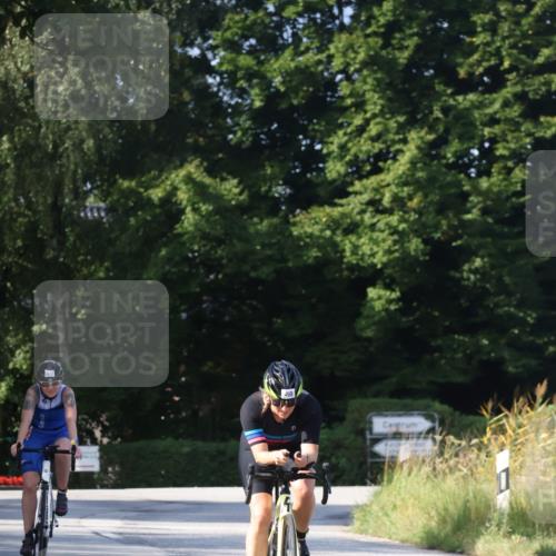 25.08.2024 - Elbe Triathlon Hamburg Fuchs,  Jonas http://msf.ph/oto/6870141 25.08.2024 10:27:06 Radfahren 498, 477 meine-sportfotos.de