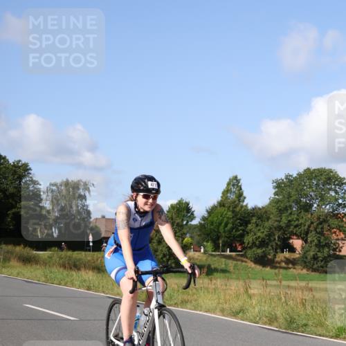 25.08.2024 - Elbe Triathlon Hamburg Fuchs,  Jonas http://msf.ph/oto/6870187 25.08.2024 10:27:11 Radfahren 498, 477, 562, 669, 589 meine-sportfotos.de