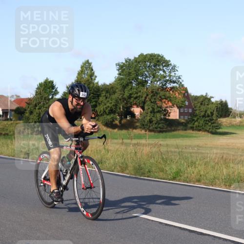 25.08.2024 - Elbe Triathlon Hamburg Fuchs,  Jonas http://msf.ph/oto/6870188 25.08.2024 09:33:47 Radfahren 316, 326, 156, 126, 228, 352, 1851, 234, 53 meine-sportfotos.de