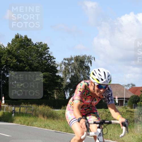 25.08.2024 - Elbe Triathlon Hamburg Fuchs,  Jonas http://msf.ph/oto/6870197 25.08.2024 11:09:33 Radfahren 1515, 1579, 1537, 1617, 1648, 1480 meine-sportfotos.de