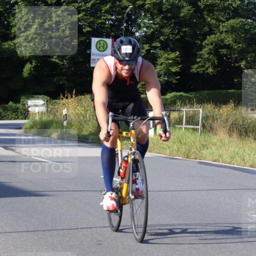 25.08.2024 - Elbe Triathlon Hamburg Fuchs,  Jonas http://msf.ph/oto/6870209 25.08.2024 09:33:51 Radfahren 228, 352, 1851, 234, 53, 256 meine-sportfotos.de