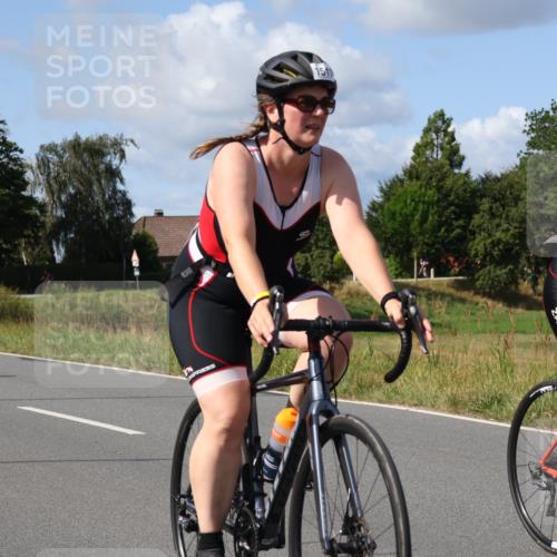 25.08.2024 - Elbe Triathlon Hamburg Fuchs,  Jonas http://msf.ph/oto/6870261 25.08.2024 11:10:03 Radfahren 1671, 1712, 1670, 1572, 1517, 1508 meine-sportfotos.de