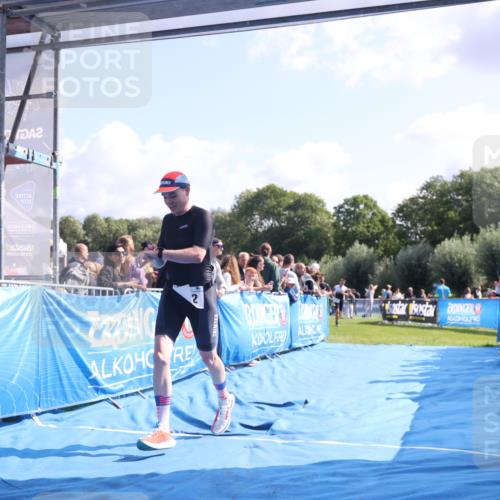 25.08.2024 - Elbe Triathlon Hamburg H.Heesch http://msf.ph/oto/6870266 25.08.2024 11:08:30 Ziel 228, 602 meine-sportfotos.de