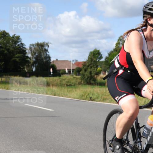 25.08.2024 - Elbe Triathlon Hamburg Fuchs,  Jonas http://msf.ph/oto/6870271 25.08.2024 11:10:03 Radfahren 1671, 1712, 1670, 1572, 1517, 1508 meine-sportfotos.de