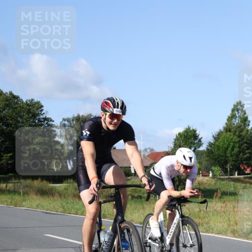 25.08.2024 - Elbe Triathlon Hamburg Fuchs,  Jonas http://msf.ph/oto/6870296 25.08.2024 10:27:17 Radfahren 562, 669, 589 meine-sportfotos.de