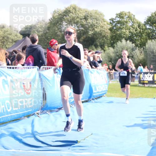 25.08.2024 - Elbe Triathlon Hamburg H.Heesch http://msf.ph/oto/6870300 25.08.2024 11:58:28 Ziel 476, 512, 1645 meine-sportfotos.de