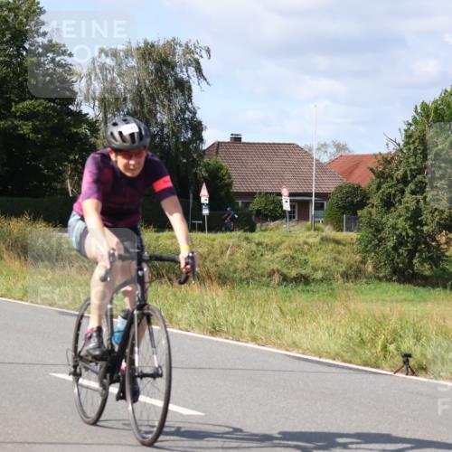 25.08.2024 - Elbe Triathlon Hamburg Fuchs,  Jonas http://msf.ph/oto/6870316 25.08.2024 11:10:15 Radfahren 1655, 1546, 1519 meine-sportfotos.de