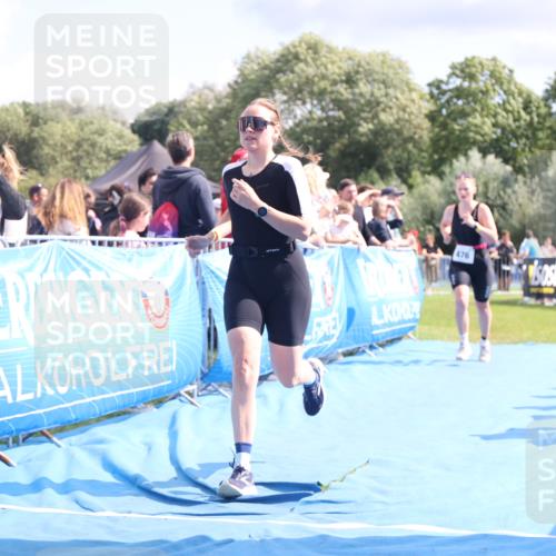 25.08.2024 - Elbe Triathlon Hamburg H.Heesch http://msf.ph/oto/6870321 25.08.2024 11:58:28 Ziel 476, 512, 1645 meine-sportfotos.de