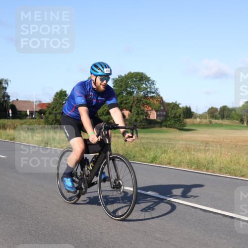 25.08.2024 - Elbe Triathlon Hamburg Fuchs,  Jonas http://msf.ph/oto/6870328 25.08.2024 09:33:58 Radfahren 234, 53, 256 meine-sportfotos.de