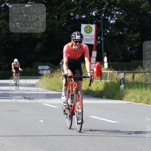 25.08.2024 - Elbe Triathlon Hamburg Fuchs,  Jonas http://msf.ph/oto/6870337 25.08.2024 11:10:19 Radfahren 1655, 1546, 1519, 1668, 1713, 1475, 1591, 1547 meine-sportfotos.de